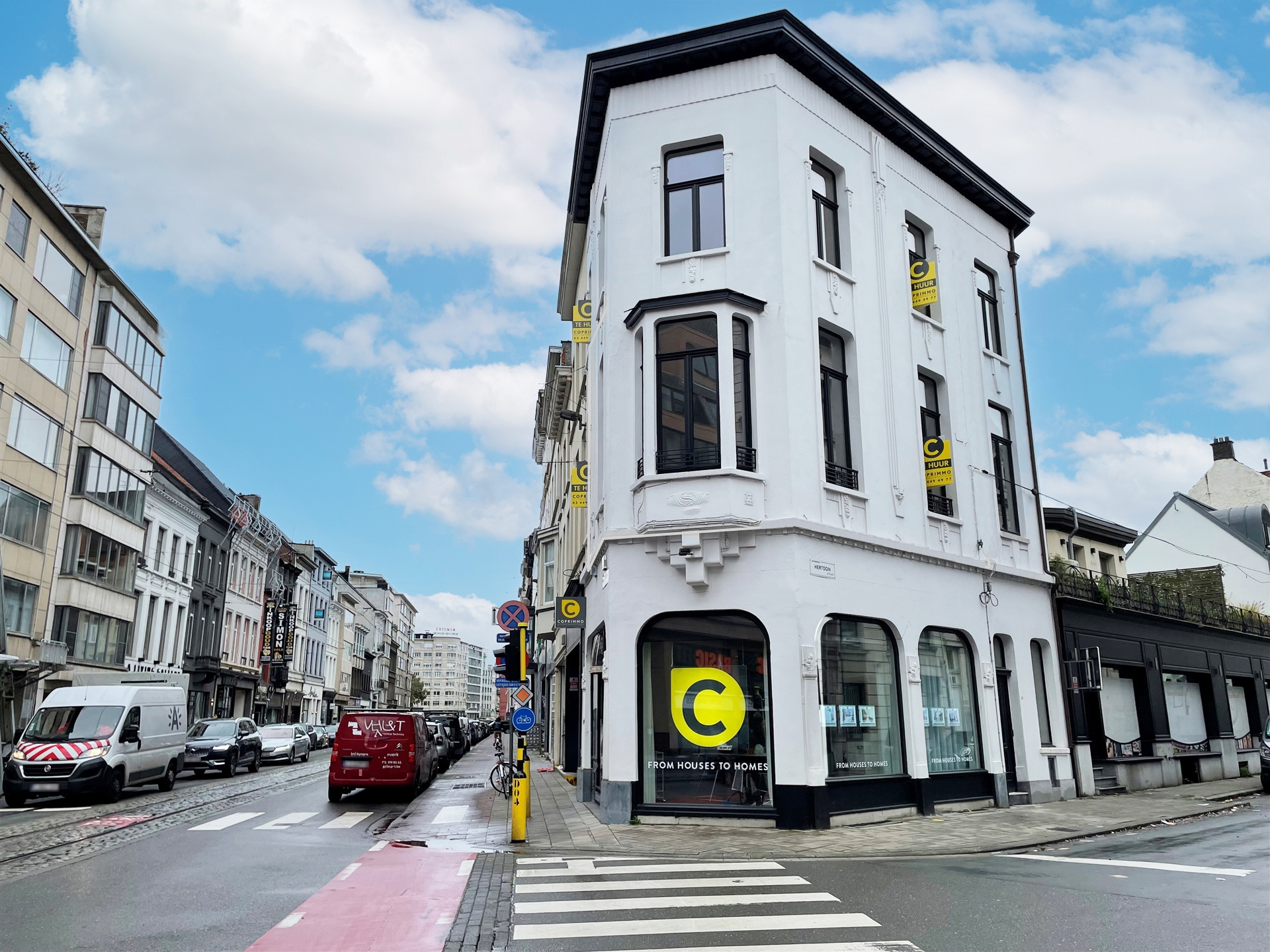 Gevel van het nieuwe kantoor van Coprimmo in Antwerpen